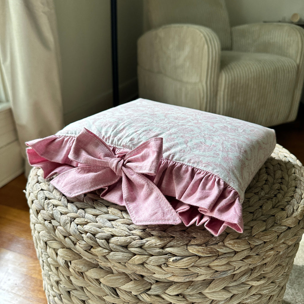 Pink Ruffled Bible Case