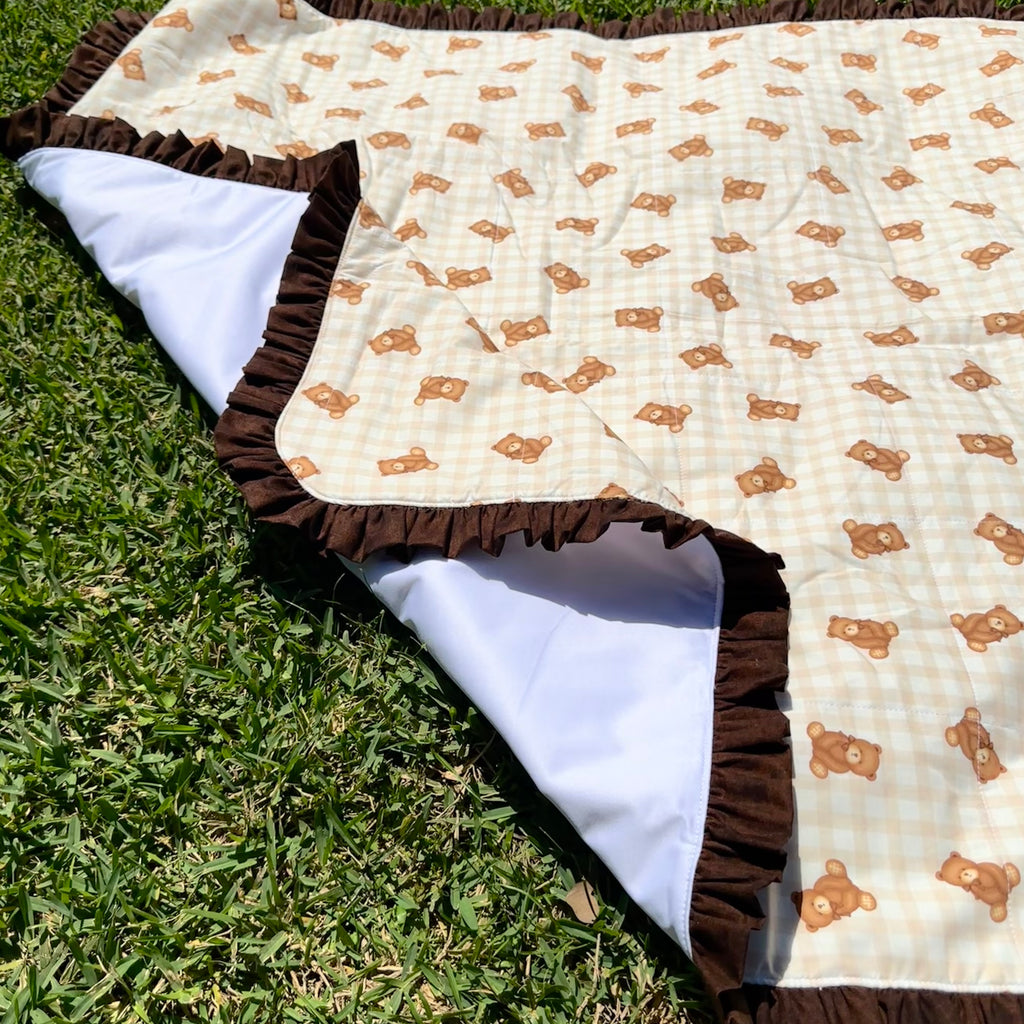 Teddy Bear Yard Quilt